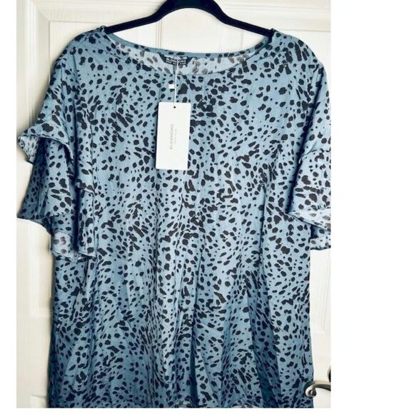 BloomChic Leopard Crew Neck Ruffle Tiered Short Sleeve Blouse 18-20 (2X) New - Picture 3 of 11